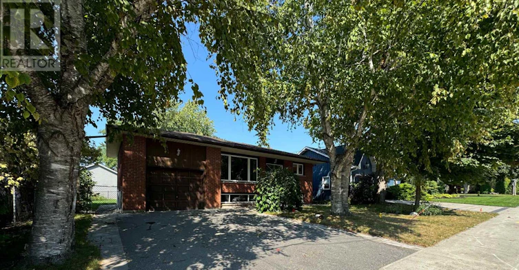 BSMT-404 Trent Street W, Whitby, ON, L1N 1M5