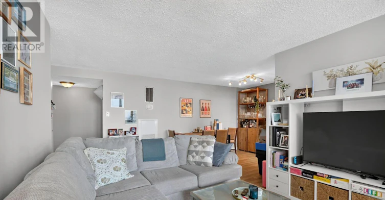 1907-530 Laurier Avenue, Ottawa, ON, K1R 7T1 - 12