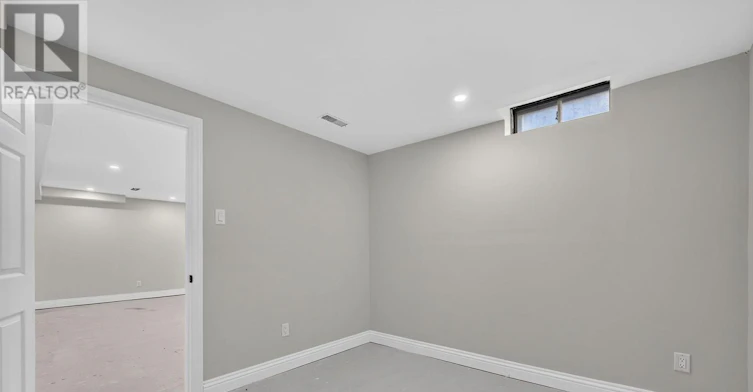 8 Mccullough Avenue, New Tecumseth, ON, L0G 1A0 - 32