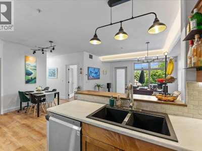 204-2551 Shoreline Drive - 4