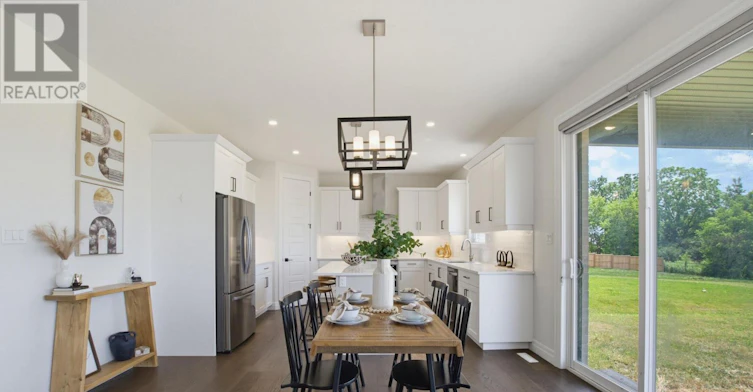 7 Aspen Circle, Thames Centre, ON, N0M 0A4 - 13