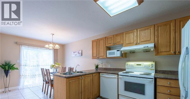 B-504 Blue Beech Boulevard, Waterloo, ON, N2V 2T3 - 7