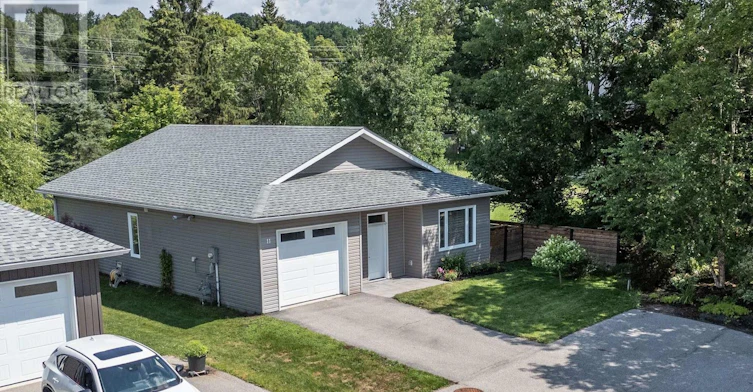 6-11 Autumn Lane, Huntsville, ON, P1H 0C7 - 3