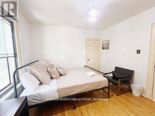 299 Robina Avenue, Toronto, ON, M6C 3Z2 - 14