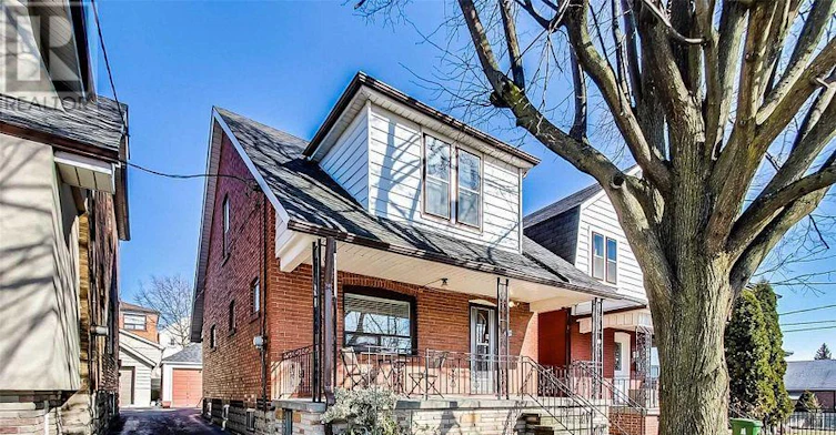 LOWER-299 Robina Avenue, Toronto, ON, M6C 3Z2 - 2