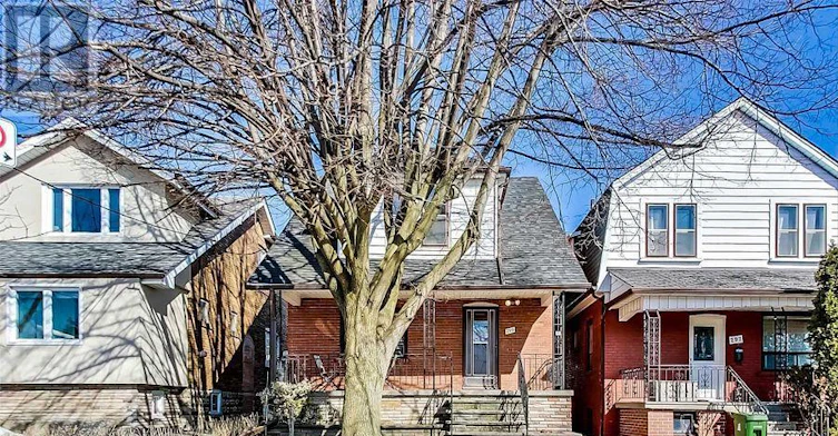 LOWER-299 Robina Avenue, Toronto, ON, M6C 3Z2 - 2