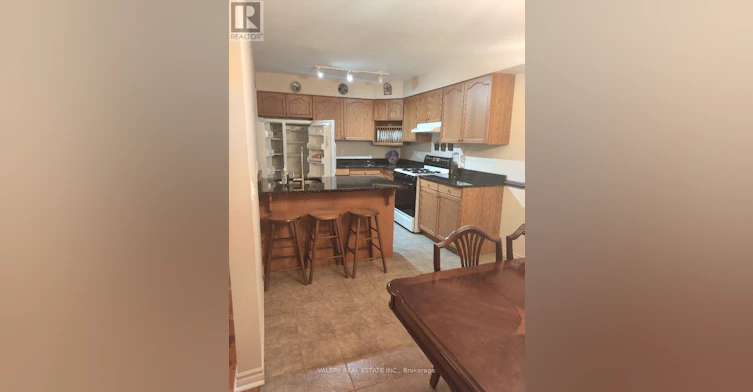 1058 Lexington Circle, Windsor, ON, N8S 4T3