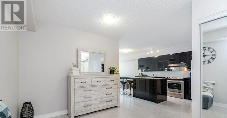 306-15 Singer Court, Toronto, ON, M2K 0B4 - 6