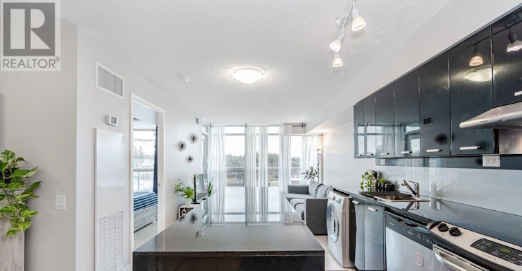 306-15 Singer Court, Toronto, ON, M2K 0B4 - 7
