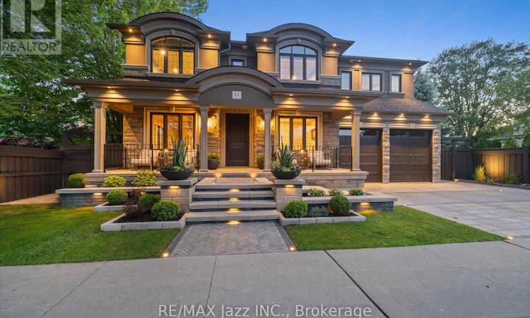 82 Bridlewood Boulevard