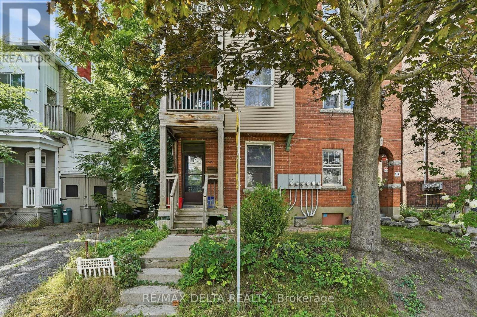2-514 Bay Street, Ottawa, ON, K1R 6B3