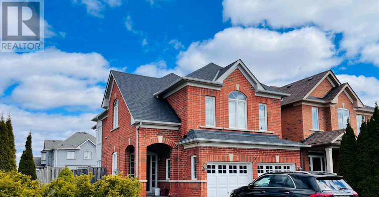 5 Mirando Street, Richmond Hill, ON, L4S 2W8