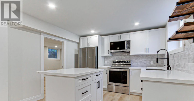 B-4 Carrington Place, Bradford West Gwillimbury, ON, L3Z 2V3 - 5