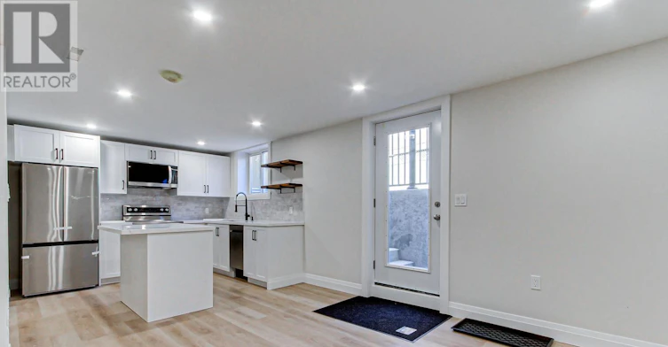 B-4 Carrington Place, Bradford West Gwillimbury, ON, L3Z 2V3 - 10