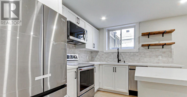 B-4 Carrington Place, Bradford West Gwillimbury, ON, L3Z 2V3 - 6
