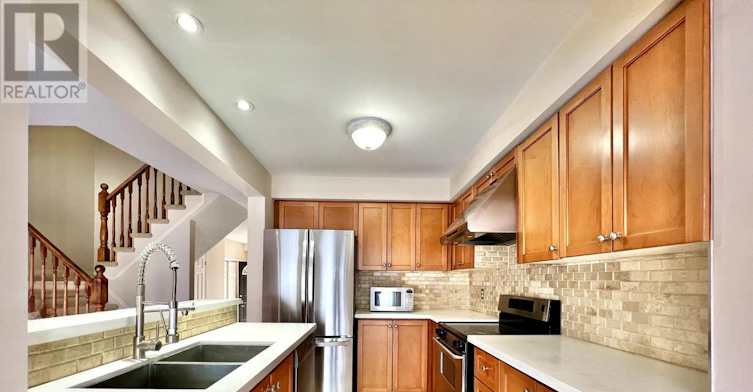 2153 Redstone Crescent, Oakville, ON, L6M 5B2 - 12