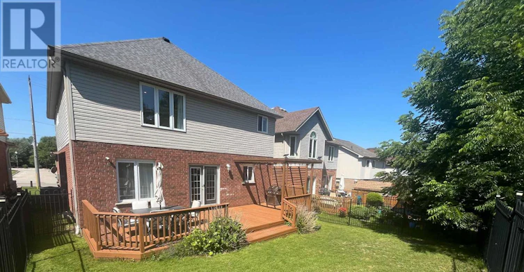 70 Doonmills Drive, Kitchener, ON, N2P 2X3 - 44