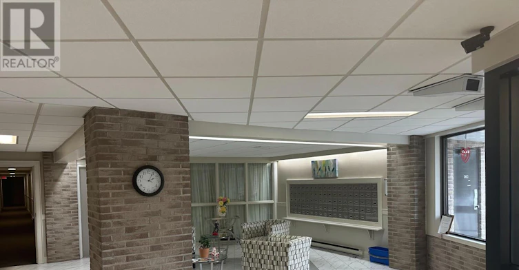 112-334 Queen Mary Road, Kingston, ON, K7M 7E8 - 2