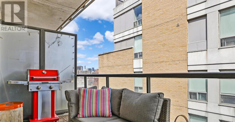 704-533 Richmond Street W, Toronto, ON, M5V 3Y1 - 30