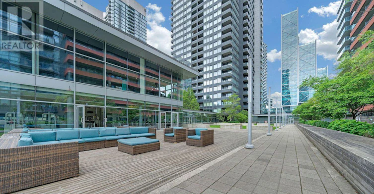 305-25 Telegram Mews, Toronto, ON, M5V 3Z1 - 2