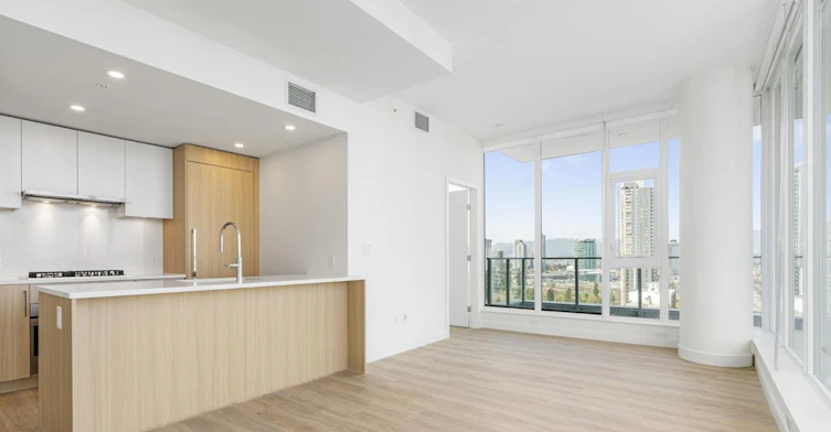 2707-9675 King George Boulevard, Surrey, BC, V3T 0T7