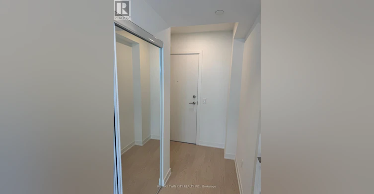 5307-252 Church Street, Toronto, ON, M5B 0E6 - 4