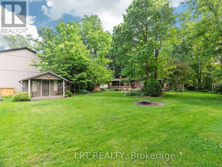 8459 Adams Court, Lambton Shores, ON, N0M 1T0 - 3