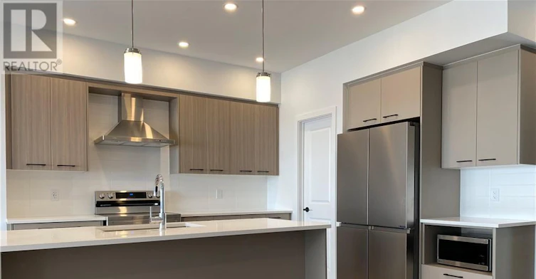 370 Walden Drive, Ottawa, ON, K2K 0M9 - 8