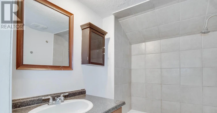 A-2551 Innes Avenue, Ottawa, ON, K1B 3K1 - 31