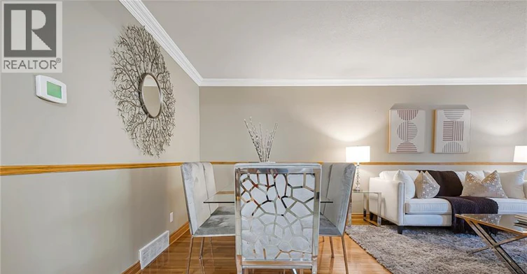 124 Dunsmere Drive, Kitchener, ON, N2E 1V7 - 9