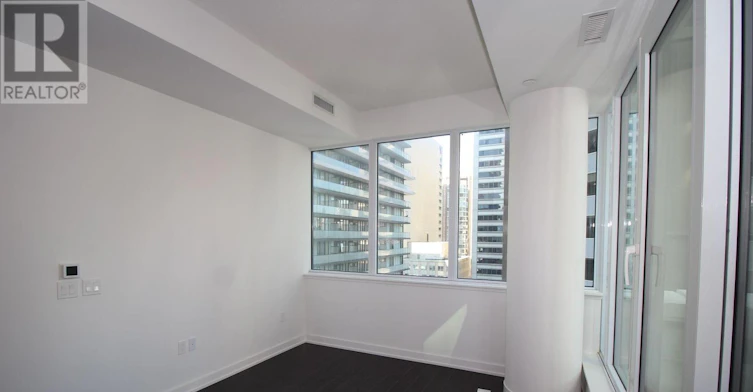 1204-238 Simcoe Street, Toronto, ON, M5T 0E2 - 2
