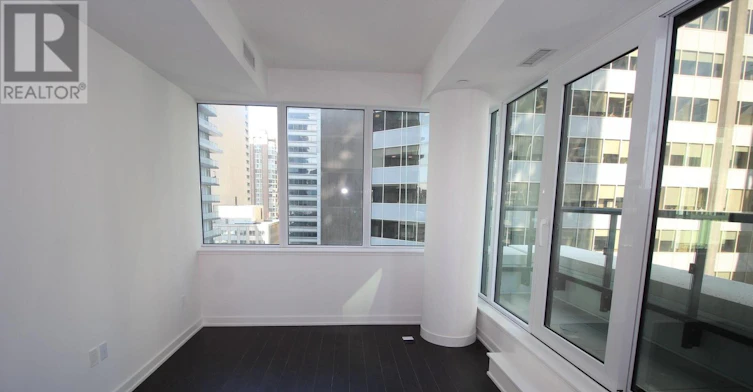 1204-238 Simcoe Street, Toronto, ON, M5T 0E2 - 3