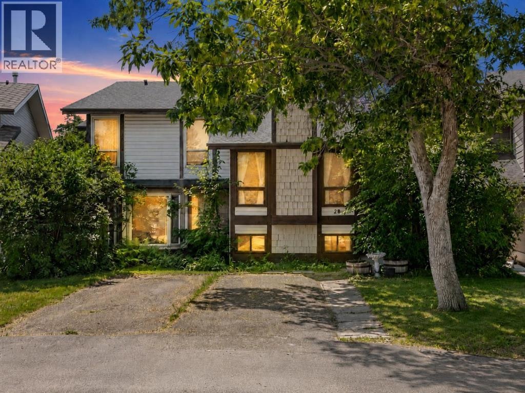 28 Templegreen Bay NE, Calgary, AB, T1Y 4Z3