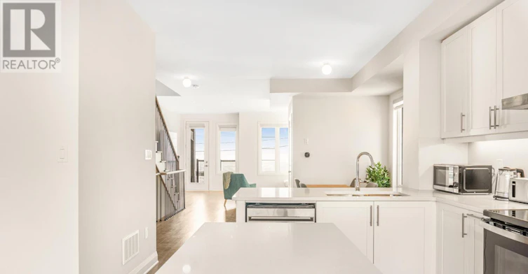 567 Port Darlington Road, Clarington, ON, L1C 7E9 - 11