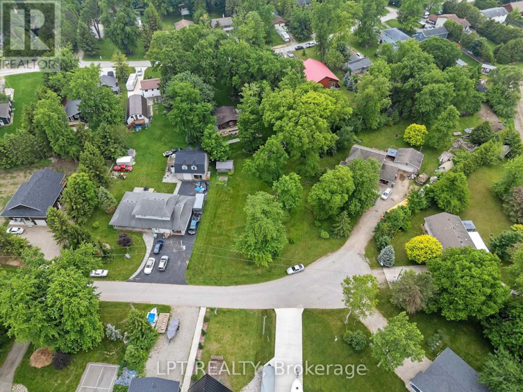 8452 Defore Drive, Lambton Shores, ON, N0M 1T0 - 31