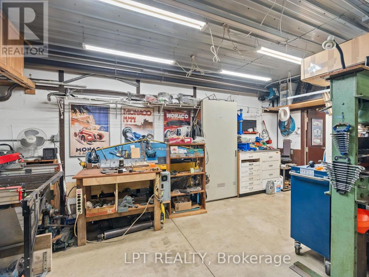 8452 Defore Drive, Lambton Shores, ON, N0M 1T0 - 28