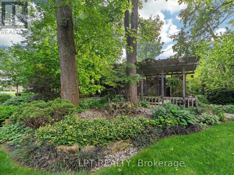 8452 Defore Drive, Lambton Shores, ON, N0M 1T0 - 39