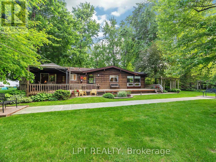 8452 Defore Drive, Lambton Shores, ON, N0M 1T0 - 47