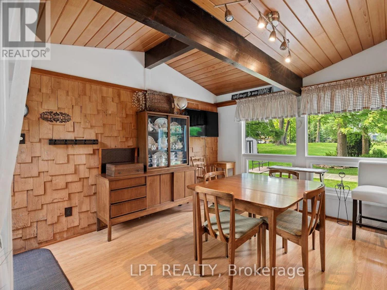 8452 Defore Drive, Lambton Shores, ON, N0M 1T0 - 6