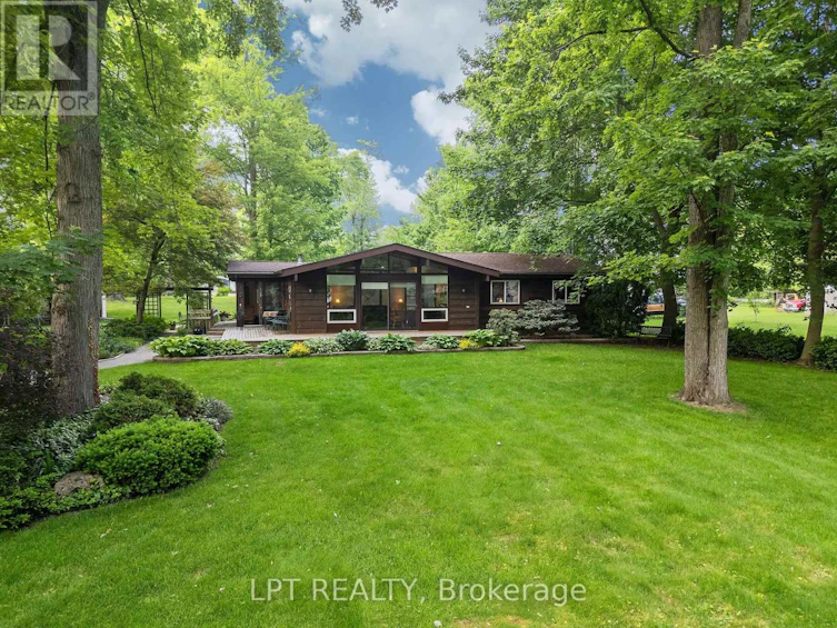 8452 Defore Drive, Lambton Shores, ON, N0M 1T0 - 33