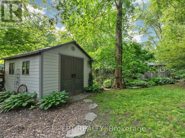 8452 Defore Drive, Lambton Shores, ON, N0M 1T0 - 41