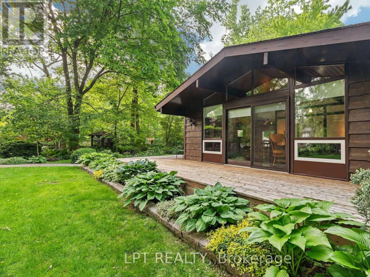 8452 Defore Drive, Lambton Shores, ON, N0M 1T0 - 4