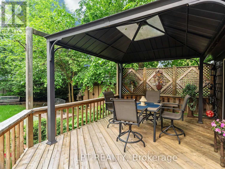 8452 Defore Drive, Lambton Shores, ON, N0M 1T0 - 46