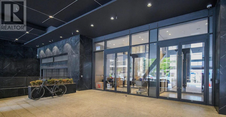 3201-488 University Avenue, Toronto, ON, M5G 0C1 - 2