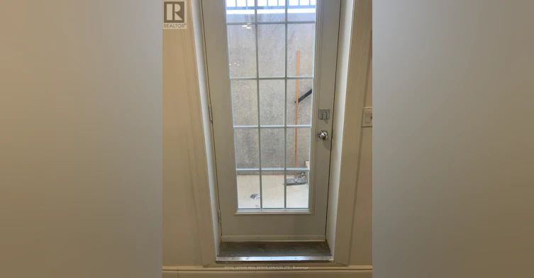 328 Bedrock Drive, Hamilton, ON, L8J 0M3 - 4