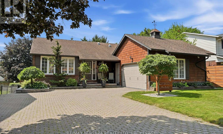4 Vista Drive