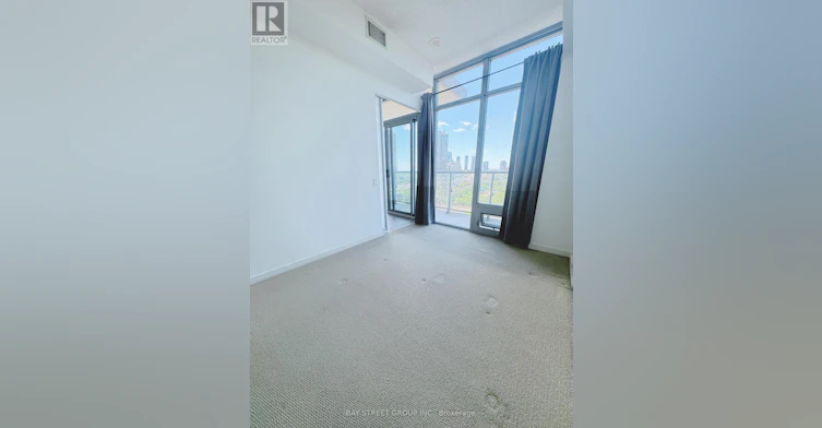1008-105 The Queensway, Toronto, ON, M6S 2A2 - 11