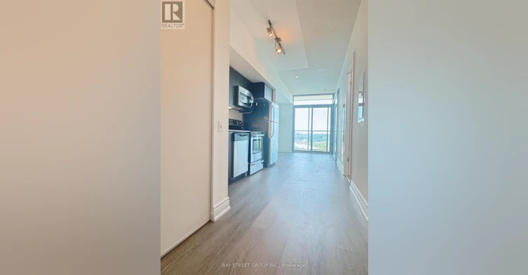 1008-105 The Queensway, Toronto, ON, M6S 2A2 - 14