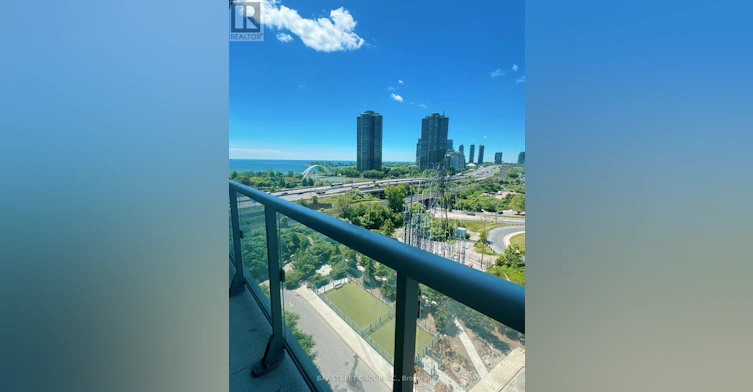 1008-105 The Queensway, Toronto, ON, M6S 2A2 - 17