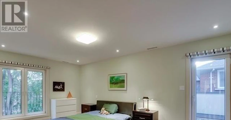 45 Aldershot Crescent, Toronto, ON, M2P 1L7 - 13